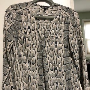 Gray Snakeskin Patterned Top